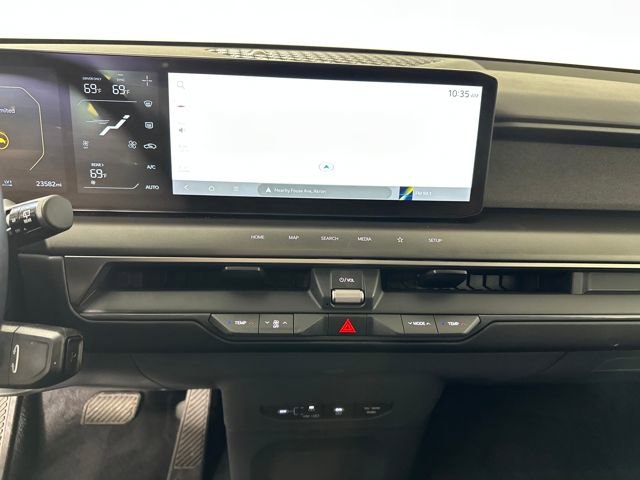 Used 2024 Kia EV9 Wind image 21