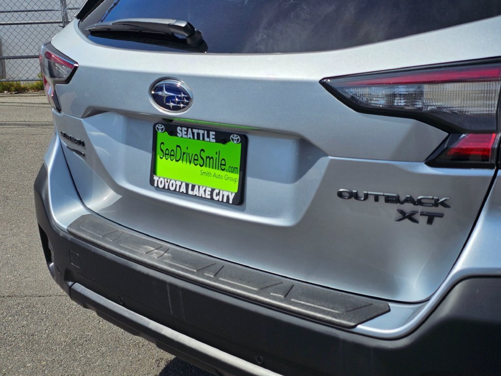 Used 2020 Subaru Outback Onyx Edition XT w/ Popular Package #2 AWD/4WD image 13