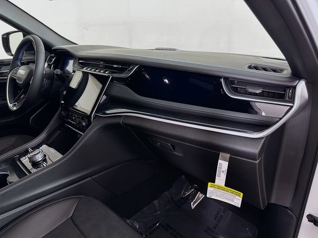 Used 2024 Jeep Grand Cherokee Trailhawk image 30