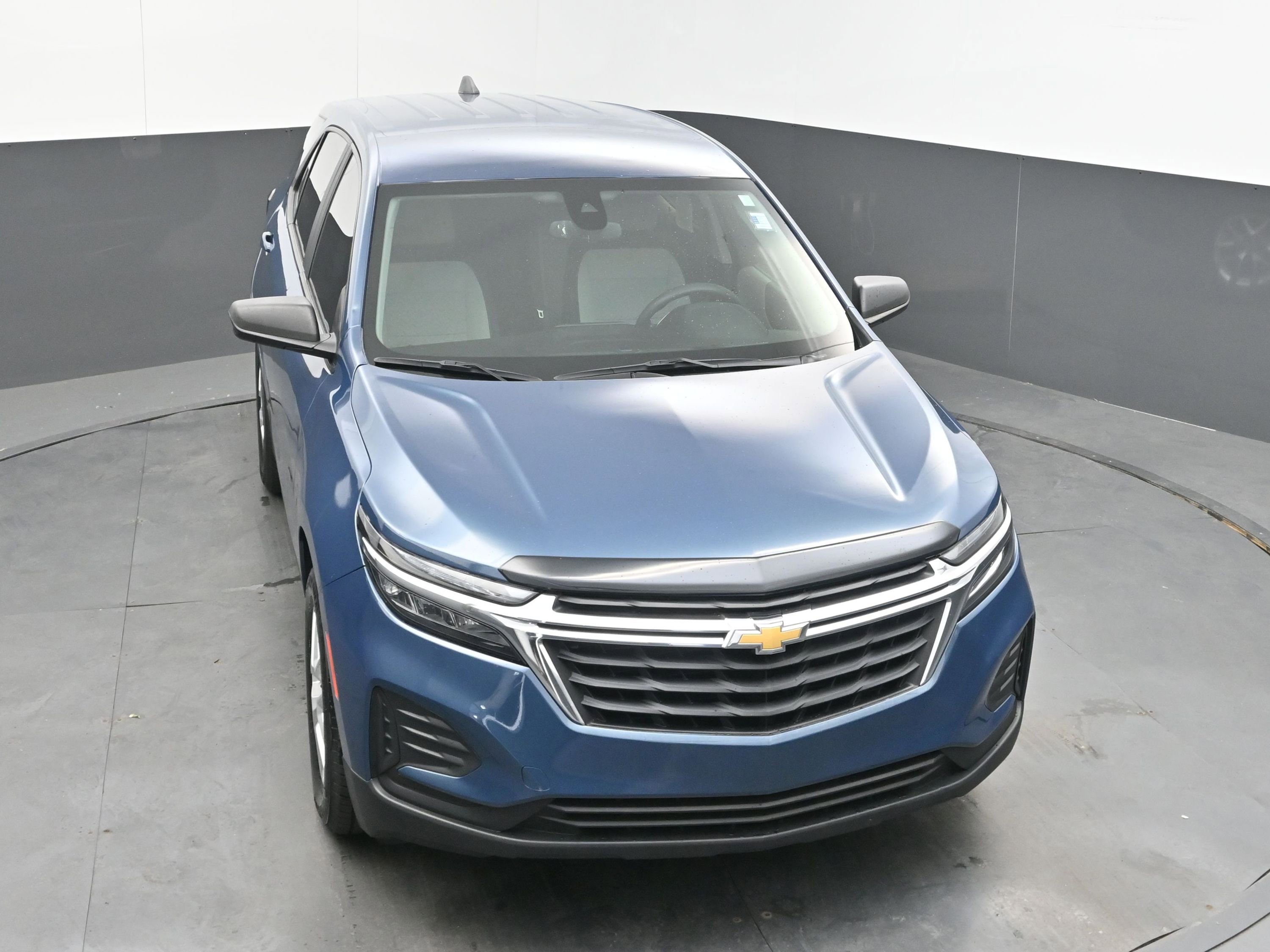 Used 2024 Chevrolet Equinox LS w/ LS Convenience Package FWD image 27