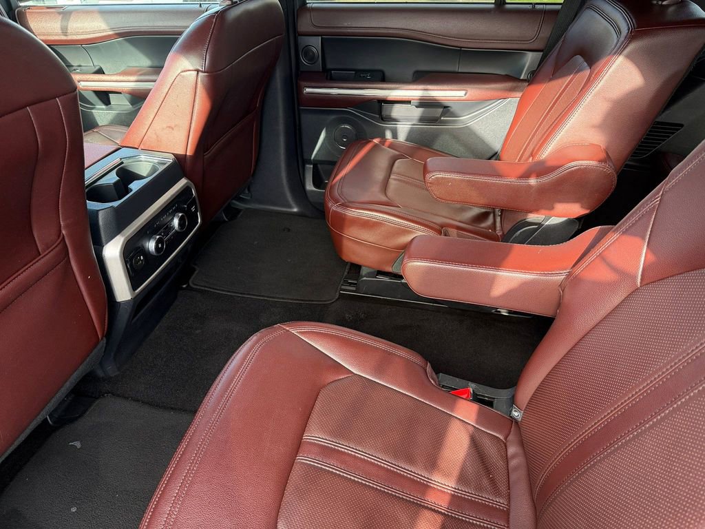 Used 2022 Ford Expedition Limited image 14