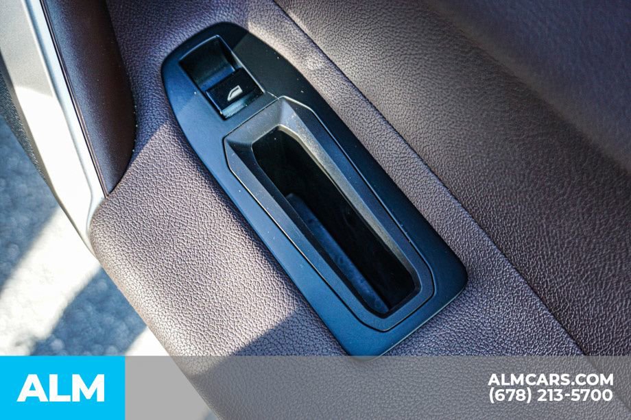 Used 2022 BMW iX xDrive50 w/ Convenience Package image 58