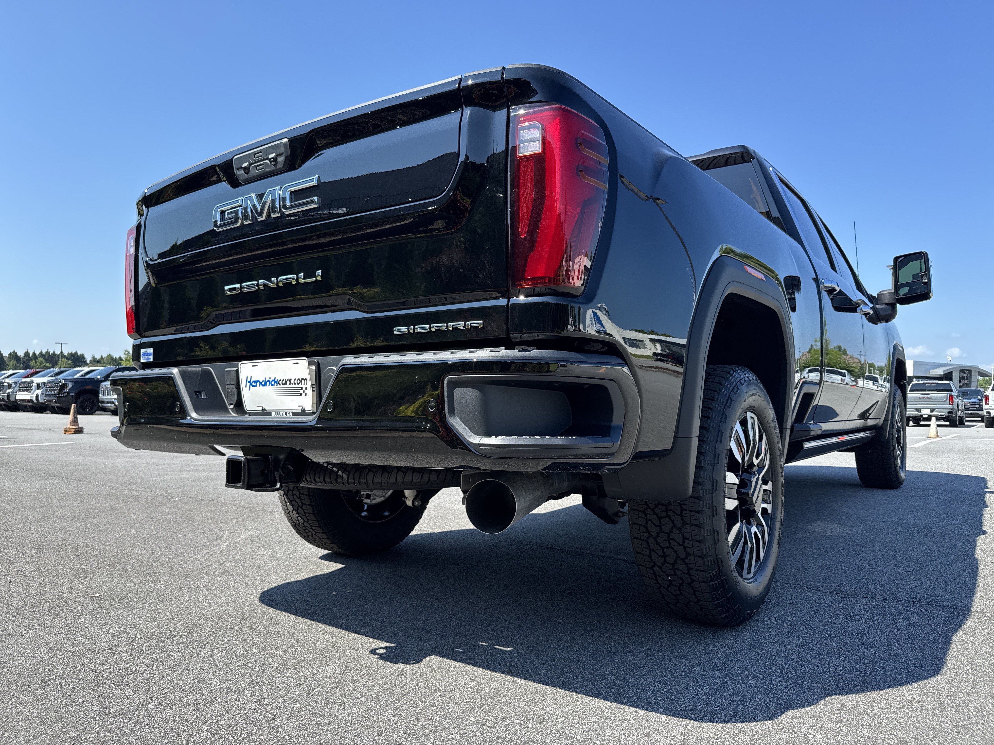 New 2026 GMC Sierra 2500 Denali Ultimate AWD/4WD image 10