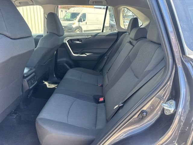 Used 2024 Toyota RAV4 XLE AWD/4WD image 36