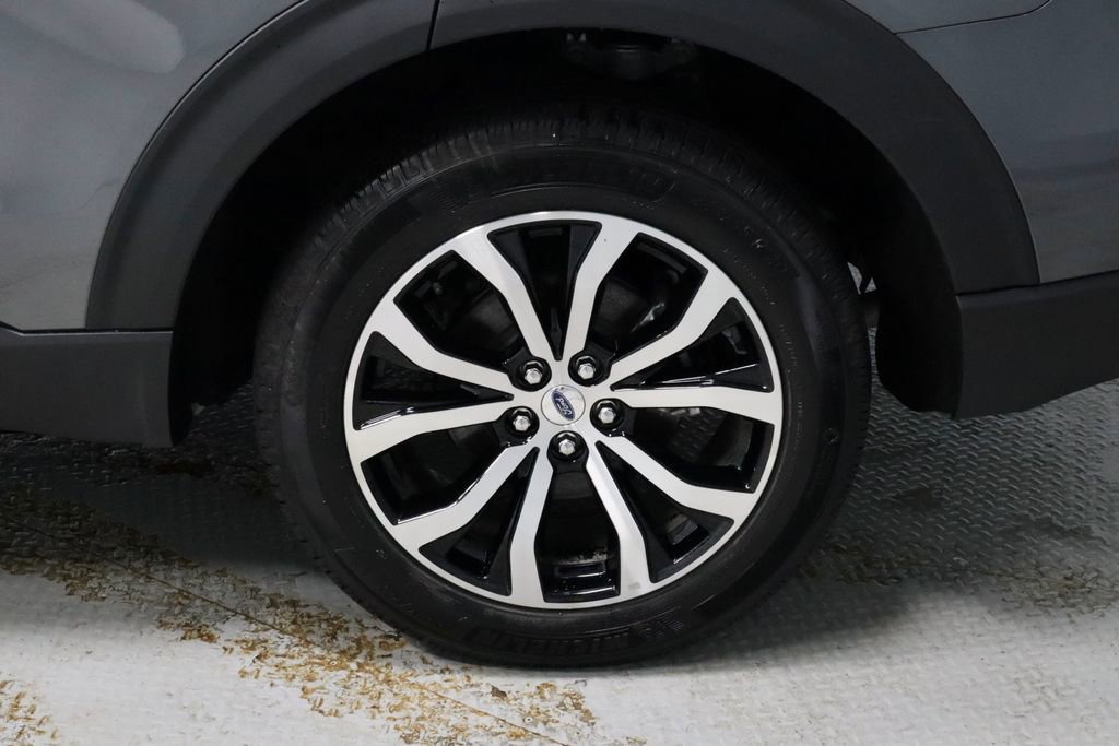 Used 2025 Ford Explorer ST-Line image 18