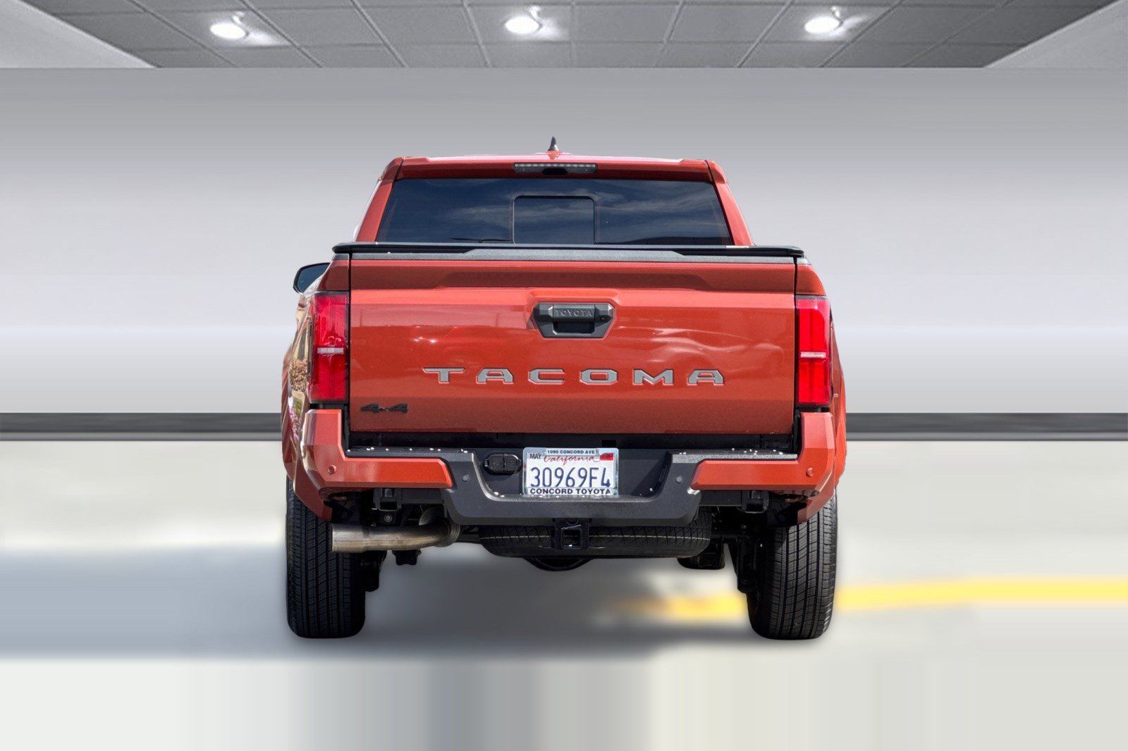 Certified 2025 Toyota Tacoma TRD Sport w/ TRD Sport Upgrade Package image 8