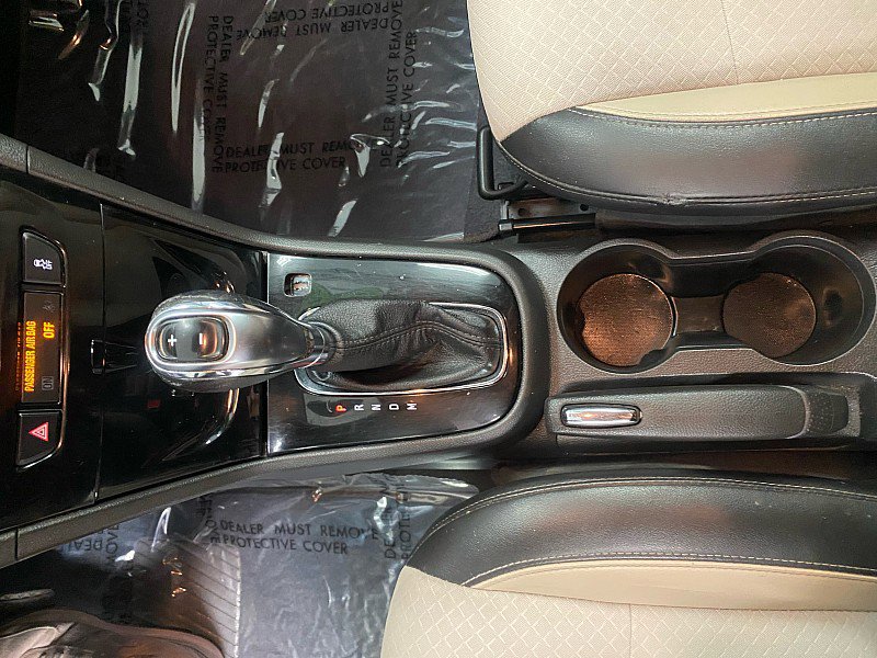 Used 2020 Buick Encore Preferred image 27