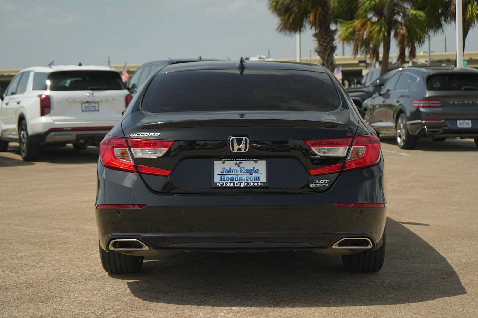 Used 2021 Honda Accord Touring image 8