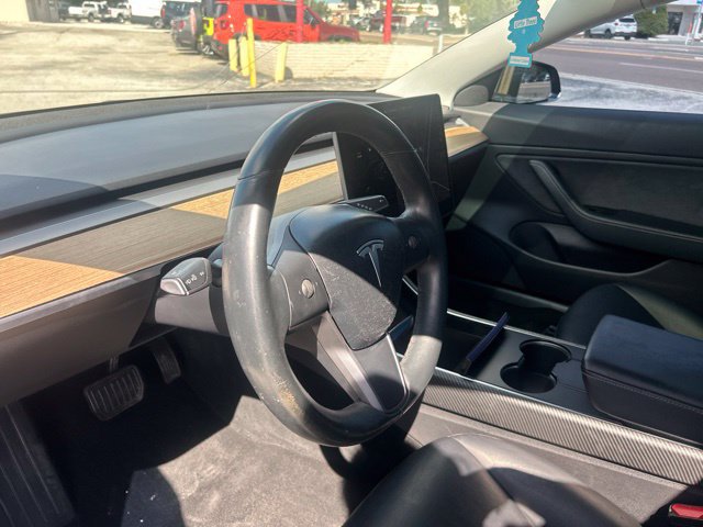 Used 2018 Tesla Model 3 Long Range RWD image 12