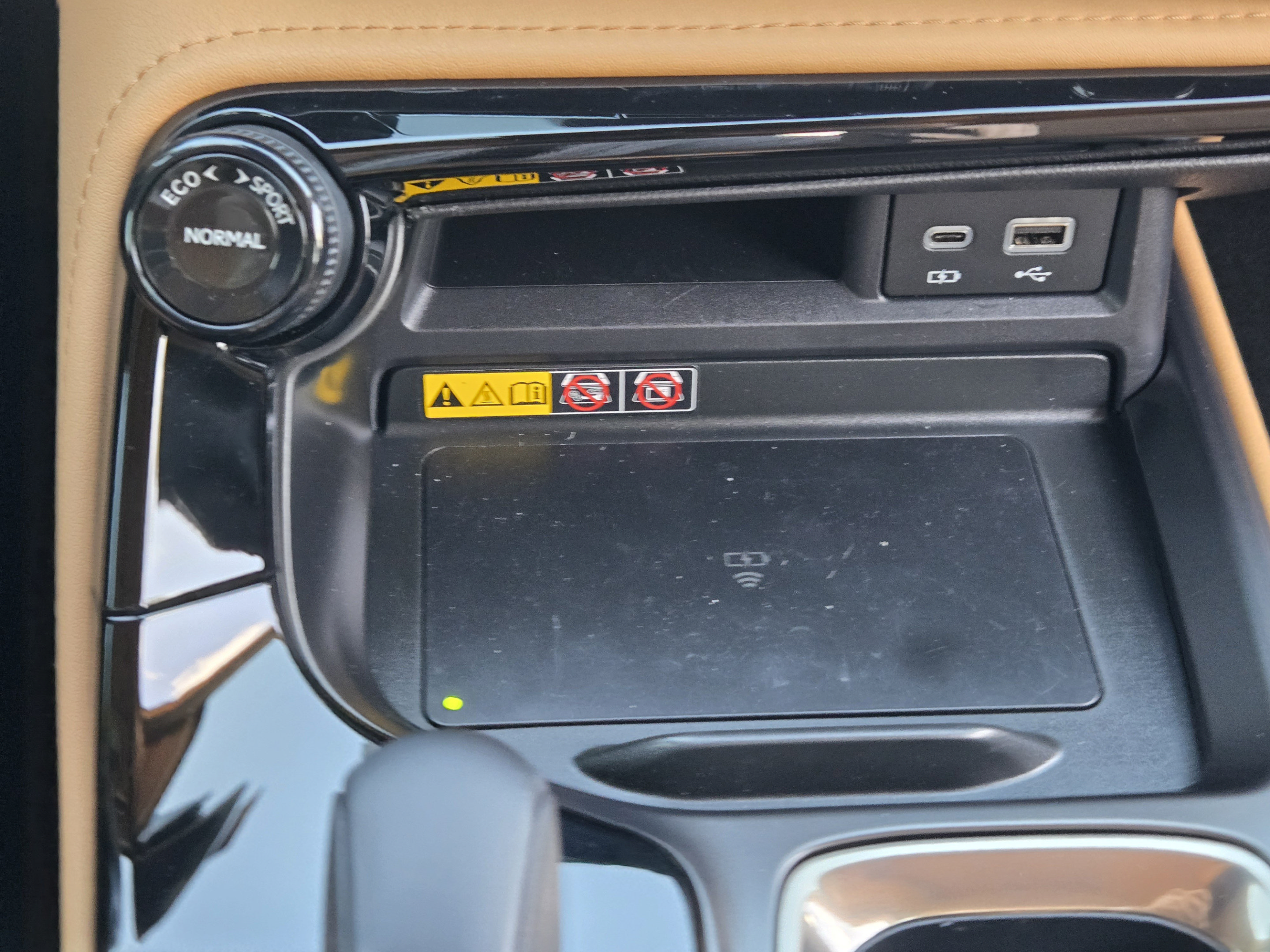Used 2025 Lexus NX 350 AWD w/ Accessory Package (2T) image 18