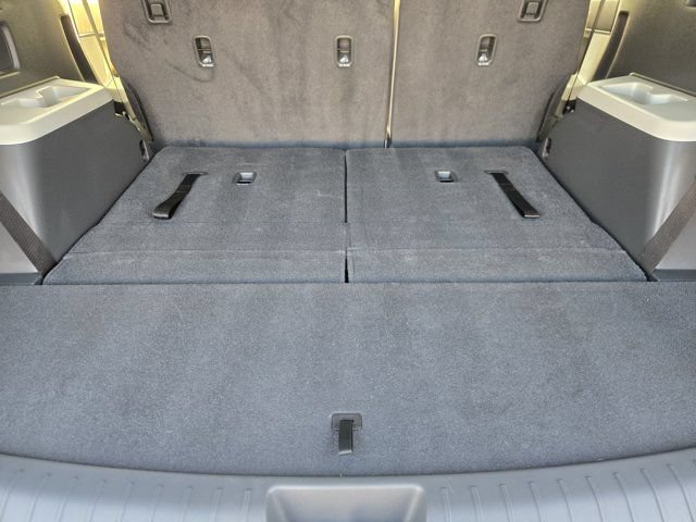 Certified 2025 Hyundai Santa Fe SE FWD image 32
