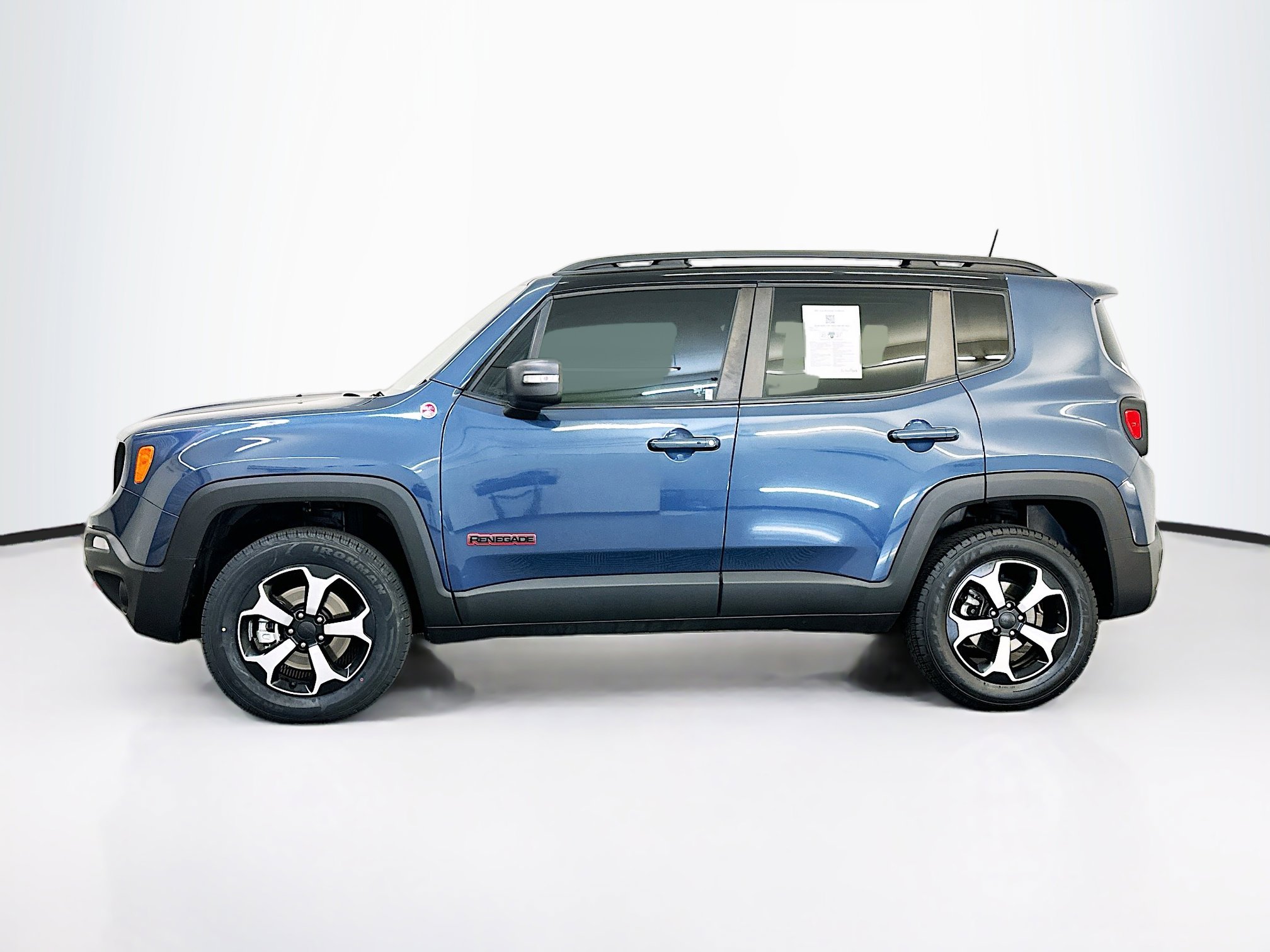 Used 2021 Jeep Renegade Trailhawk w/ Sun & Sound Group image 4
