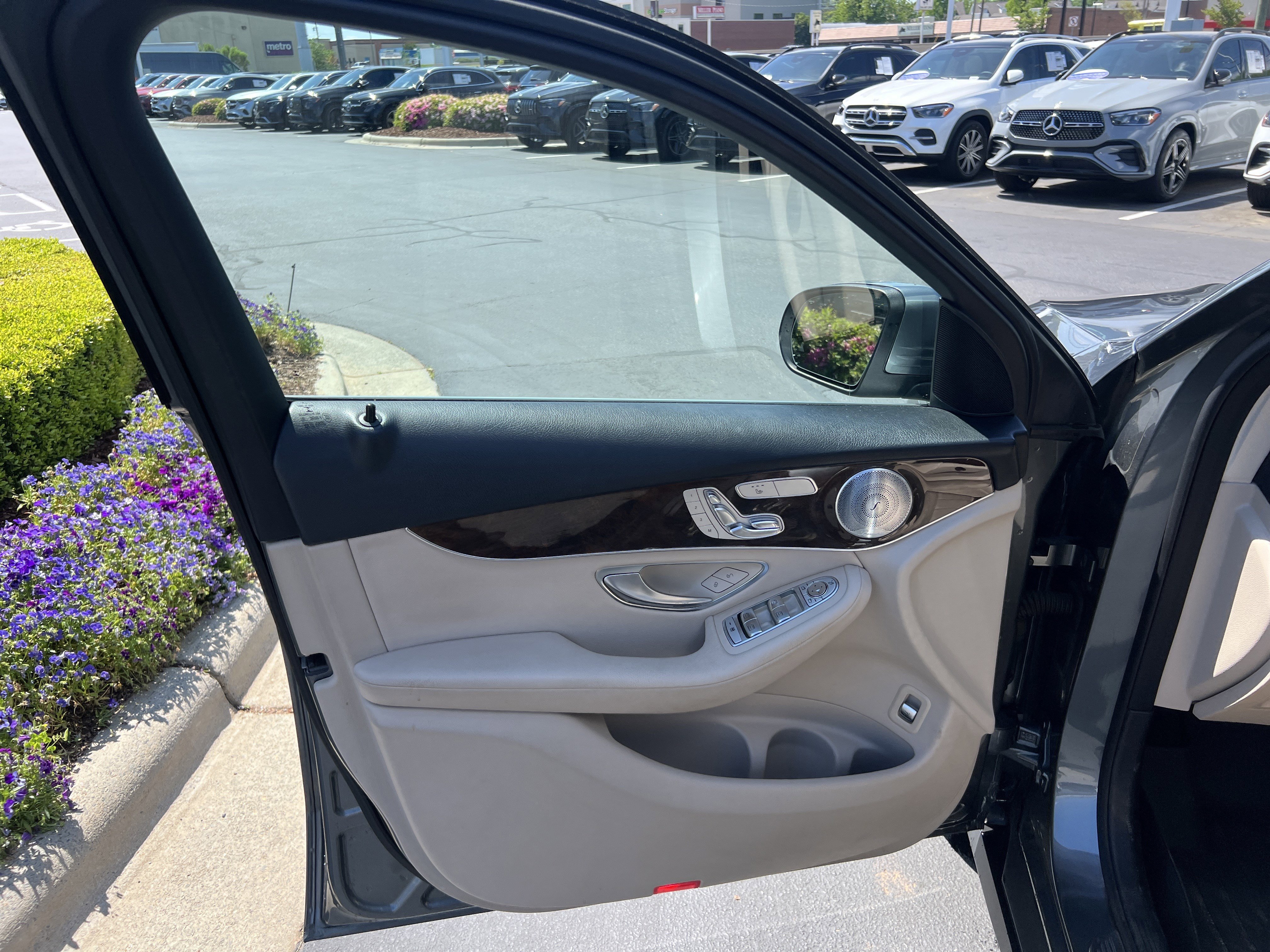 Used 2017 Mercedes-Benz GLC 300 image 14