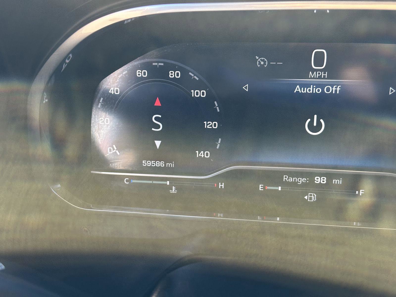 Used 2023 Chevrolet Suburban Premier image 30