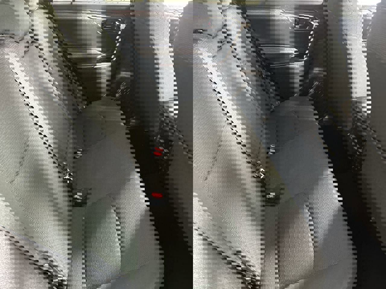 Used 2021 Toyota RAV4 LE image 24