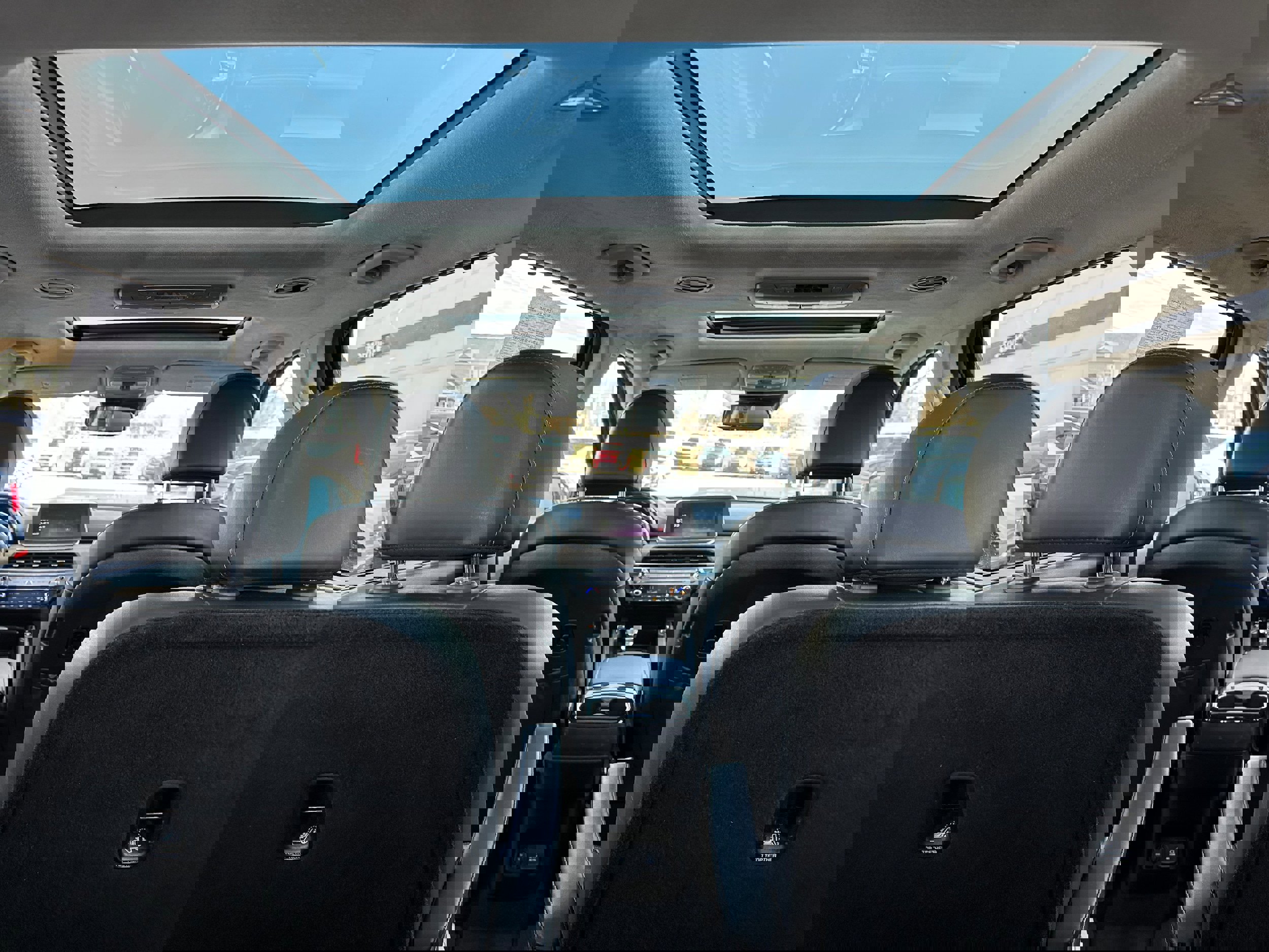 Used 2022 Kia Telluride SX w/ SX Prestige Package image 13