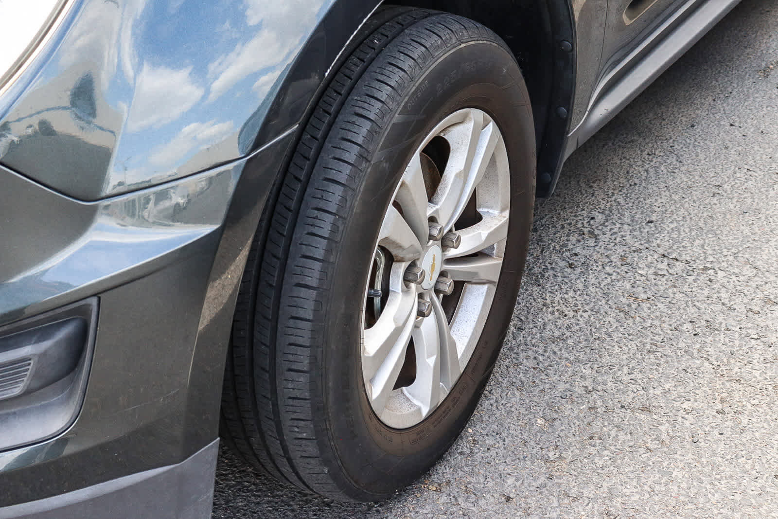 Used 2017 Chevrolet Equinox LS FWD image 4