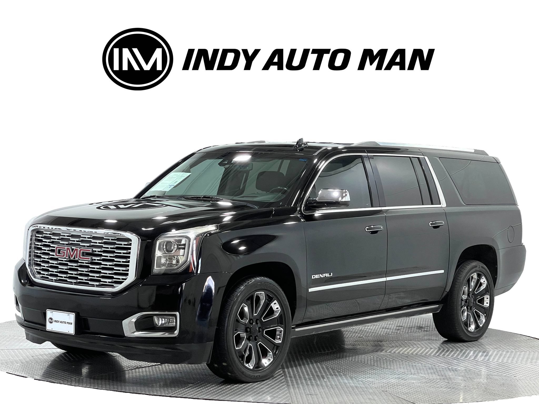 Used 2019 GMC Yukon XL Denali w/ Denali Ultimate Package AWD/4WD image 8