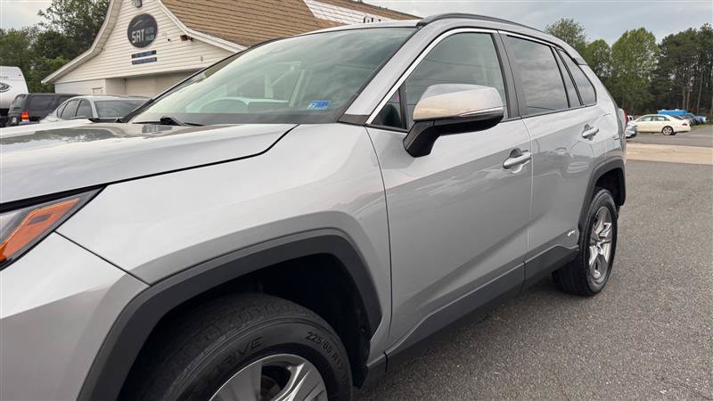 Used 2022 Toyota RAV4 XLE w/ Convenience Package AWD/4WD image 14