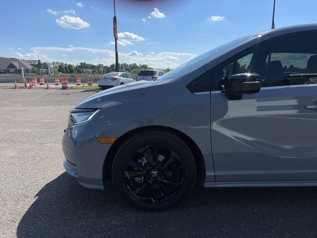 Used 2024 Honda Odyssey Sport image 10