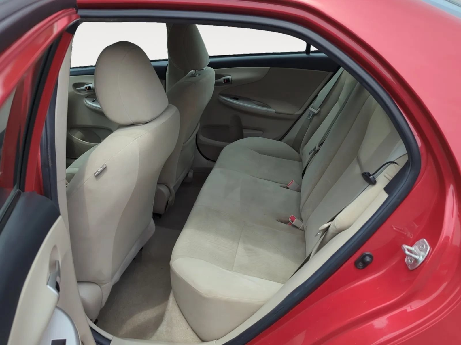 Used 2012 Toyota Corolla LE FWD image 12
