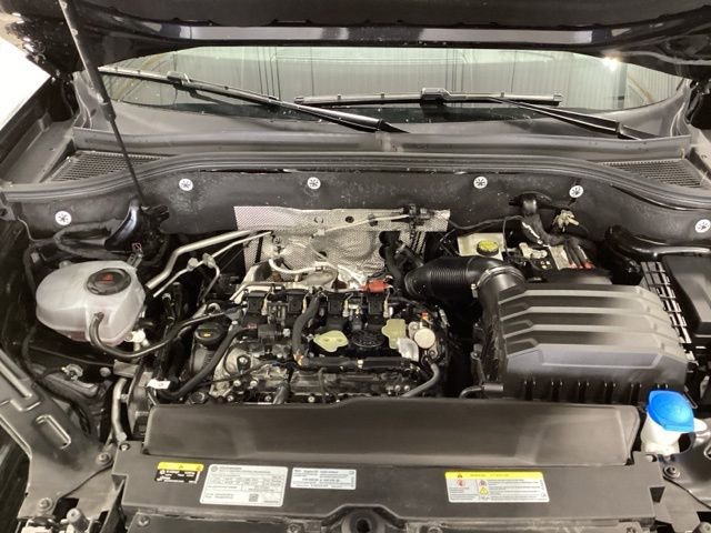 Used 2025 Volkswagen Atlas SEL image 8