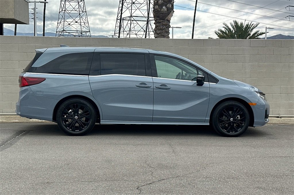 New 2026 Honda Odyssey Sport-L image 3
