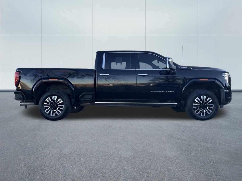 Used 2024 GMC Sierra 2500 Denali Ultimate image 8