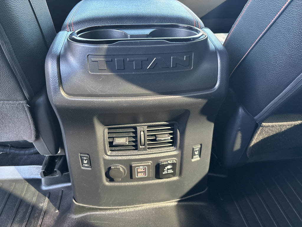 Used 2020 Nissan Titan PRO-4X w/ Pro-4x Convenience Package AWD/4WD image 11