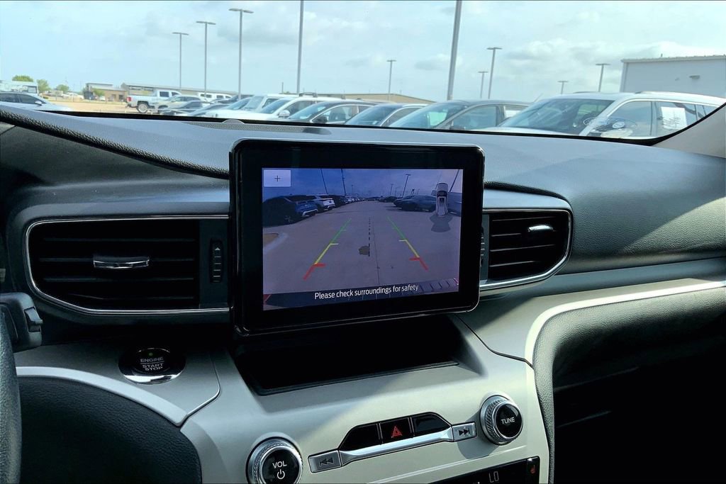 Used 2020 Ford Explorer XLT w/ Equipment Group 202A image 21