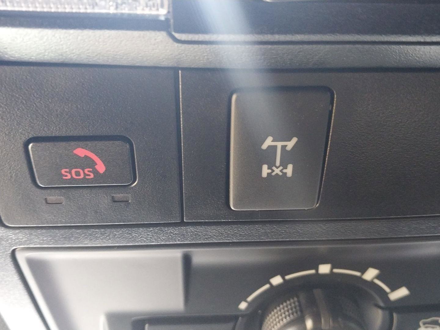 Used 2023 Toyota Tacoma TRD Off-Road w/ Technology Package image 24