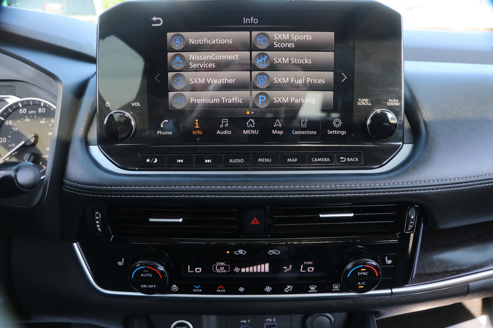 Used 2021 Nissan Rogue SL w/ Premium Package AWD/4WD image 19