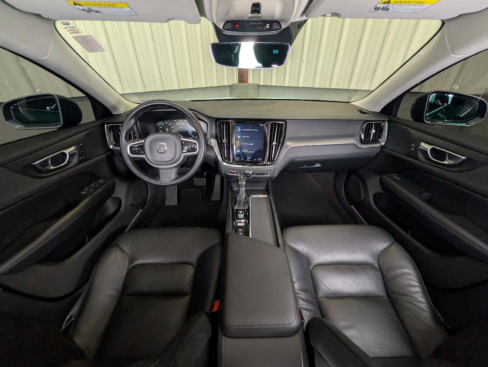 Used 2020 Volvo V60 T5 Momentum FWD image 4