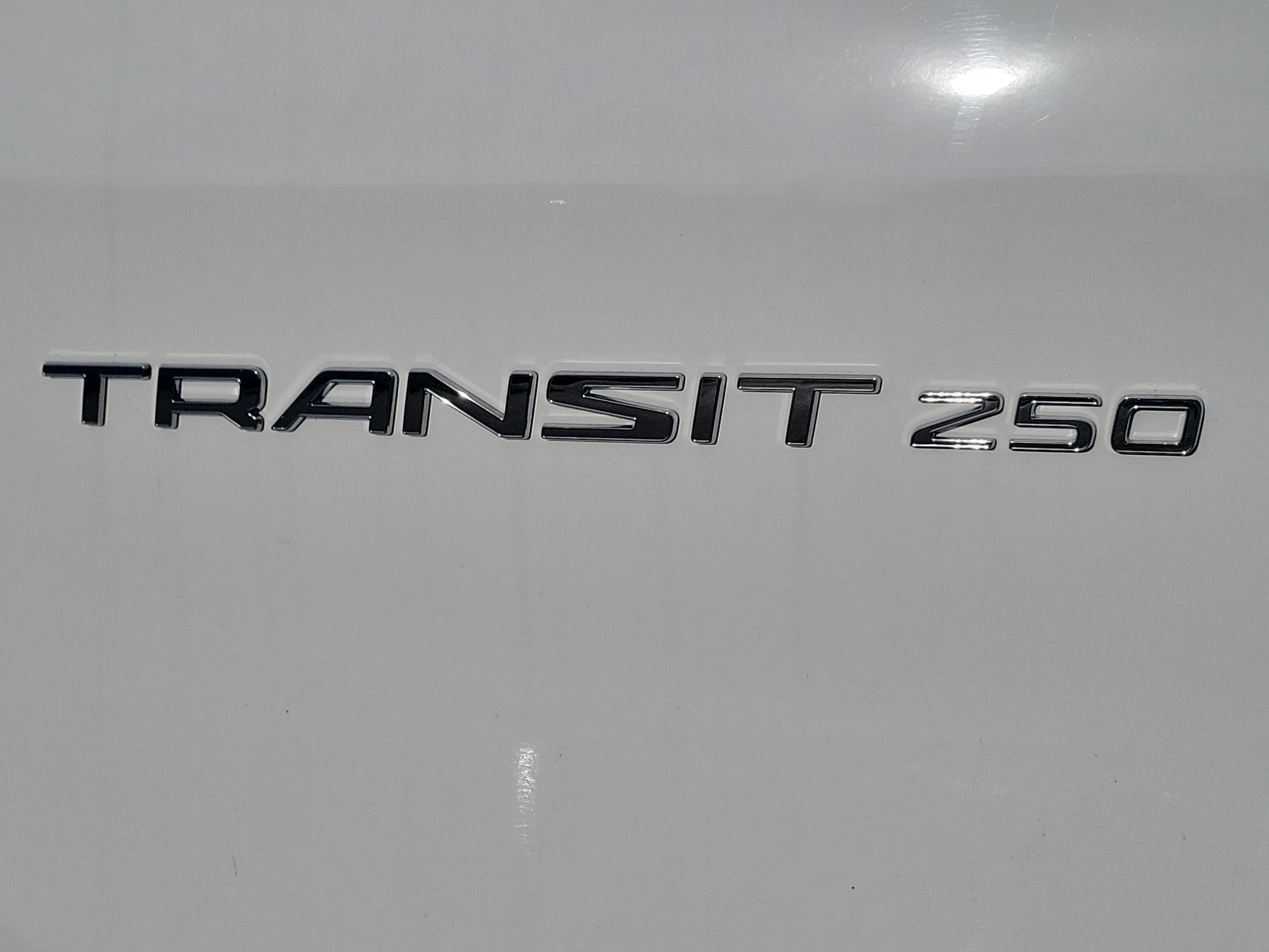 Used 2025 Ford Transit 250 Low Roof w/ Exterior Upgrade Package RWD image 29
