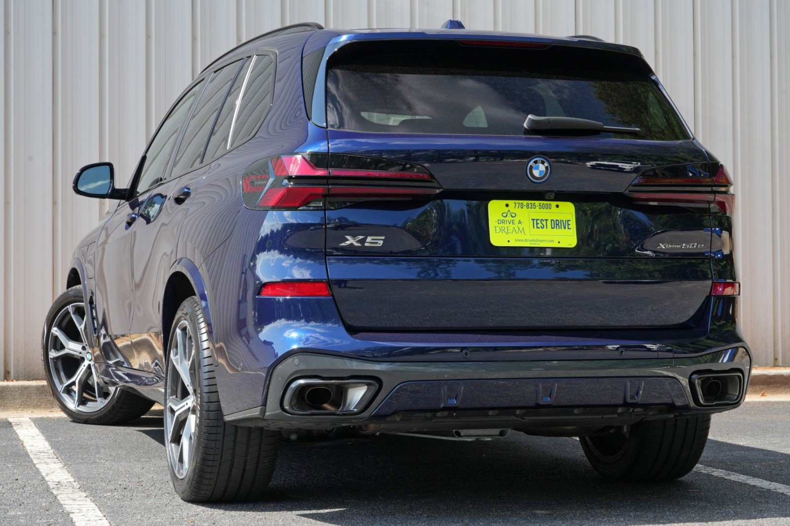 Used 2026 BMW X5 xDrive50e w/ M Sport Package AWD/4WD image 6