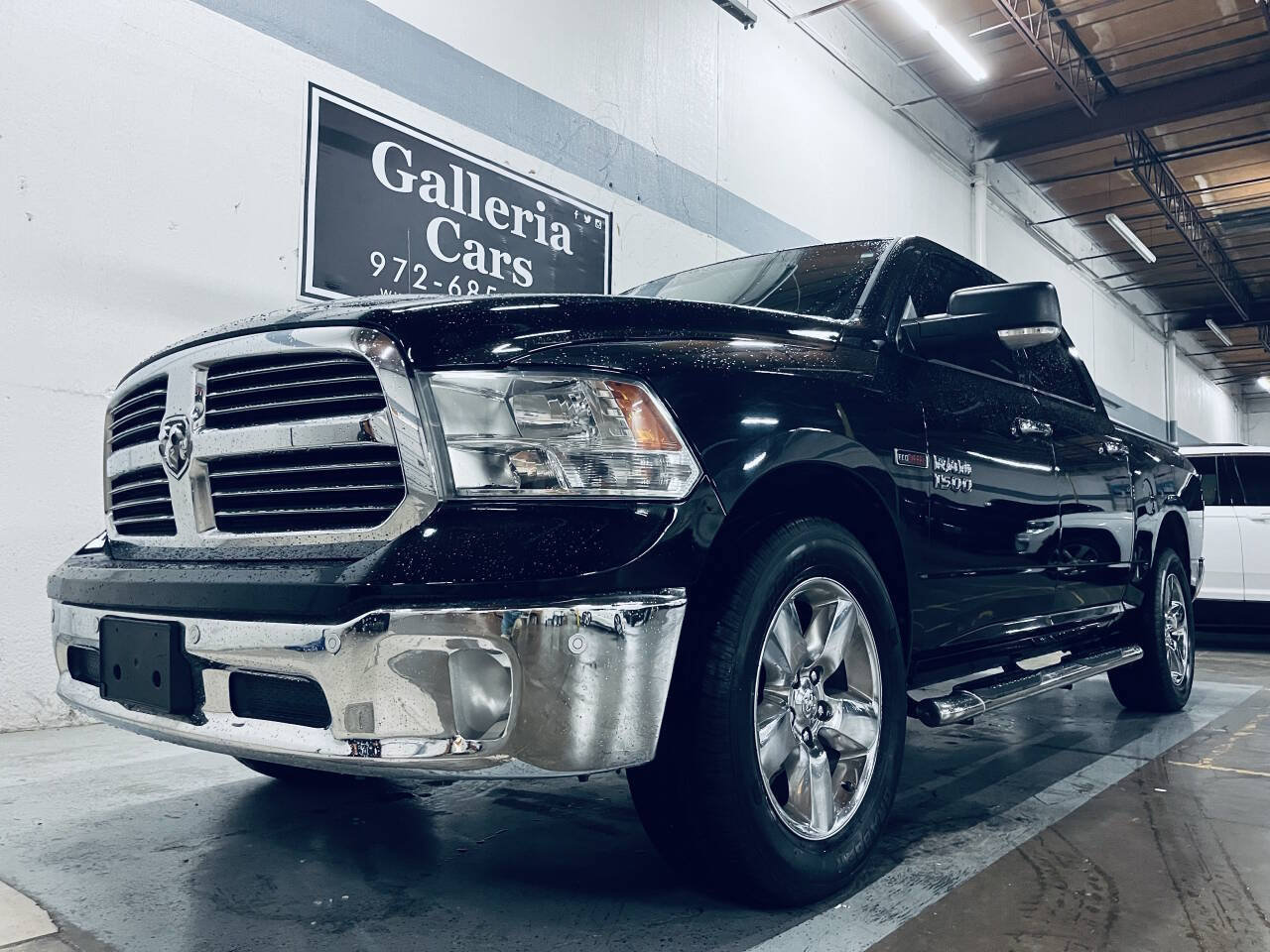 Used 2014 RAM 1500 Lone Star RWD image 2
