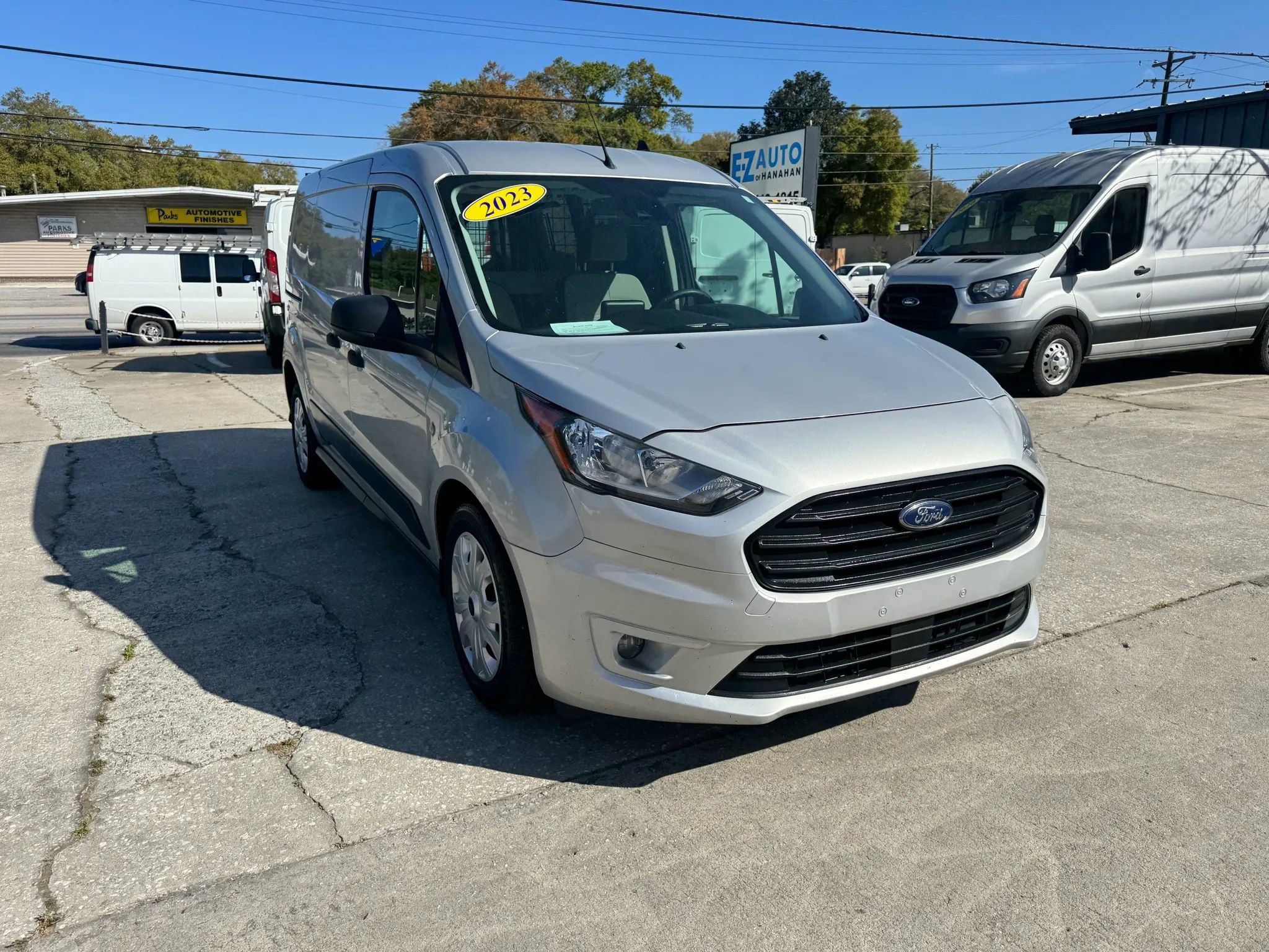 Used 2023 Ford Transit Connect XLT FWD image 2