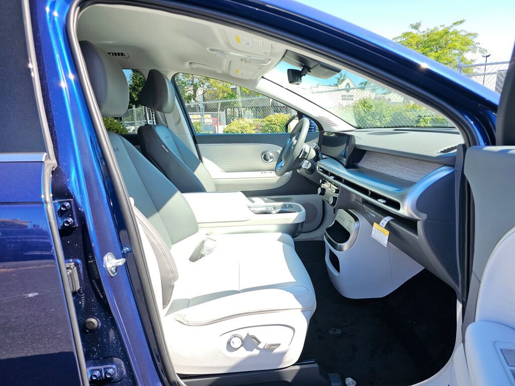 New 2026 Hyundai Ioniq 9 SEL image 10
