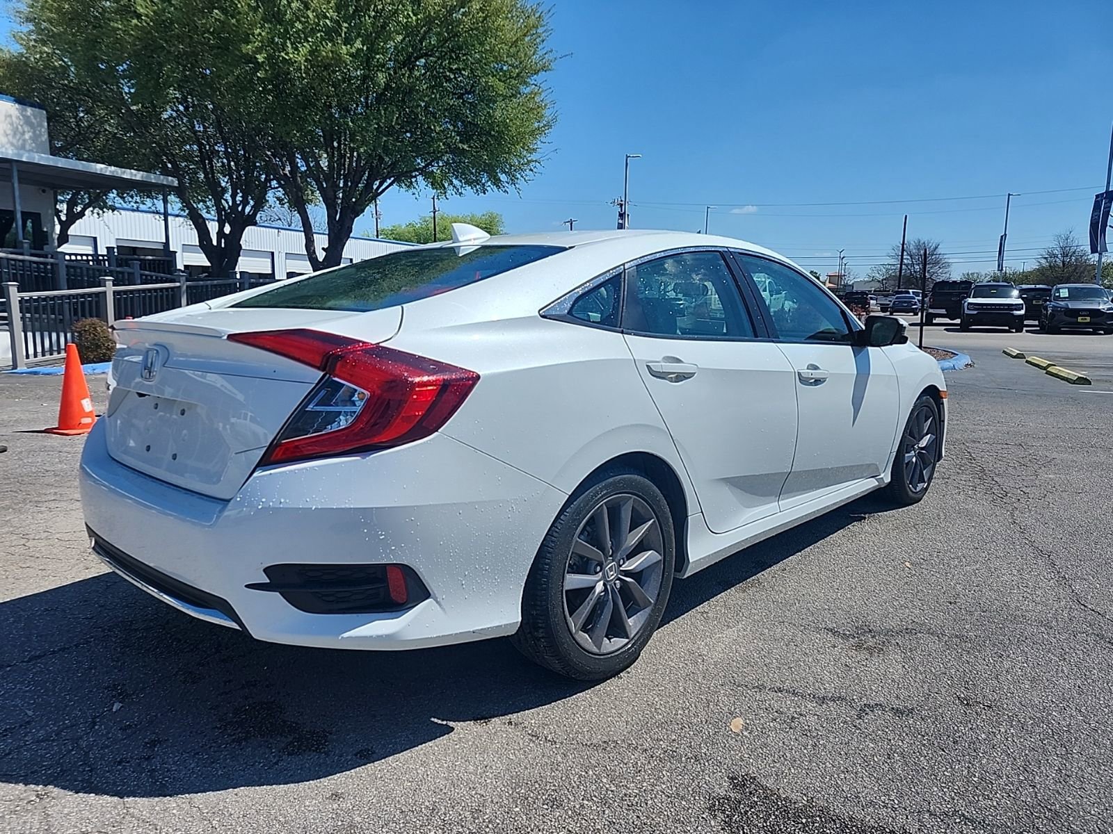 Used 2021 Honda Civic EX image 3