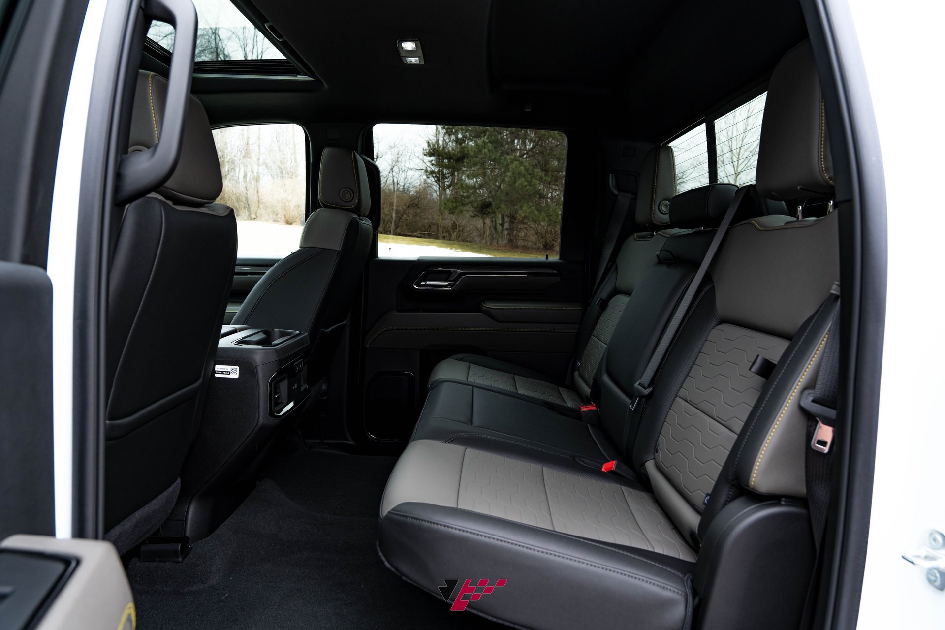 Used 2024 Chevrolet Silverado 2500 ZR2 w/ ZR2 Bison Edition image 18