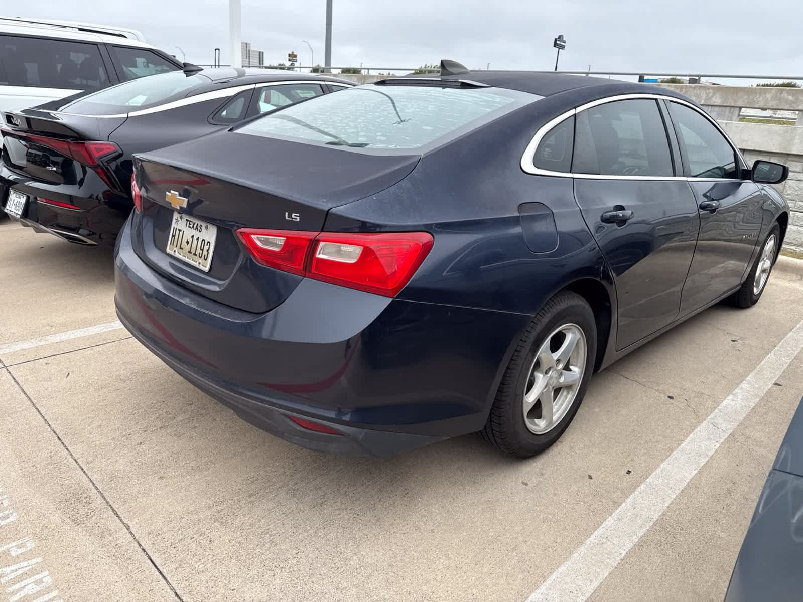 Used 2016 Chevrolet Malibu LS FWD image 7