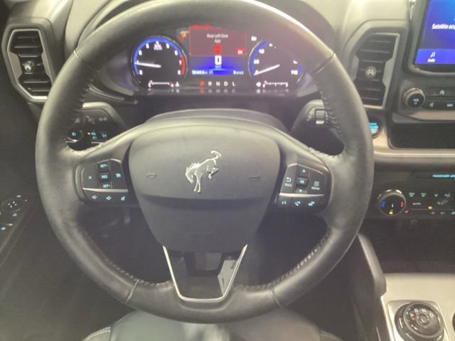 Used 2023 Ford Bronco Sport Outer Banks w/ Tech Package AWD/4WD image 7