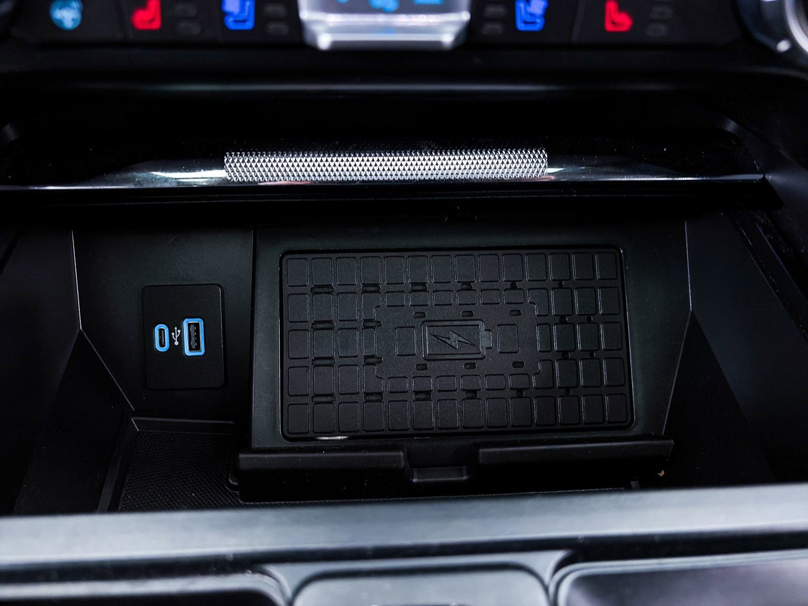 Used 2023 Ford F150 Lariat w/ Equipment Group 502A High AWD/4WD image 30