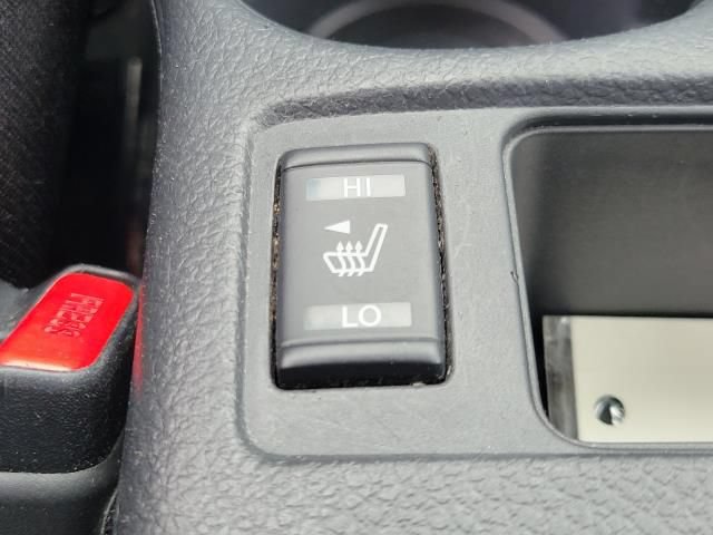 Used 2020 Nissan Rogue SV AWD/4WD image 30