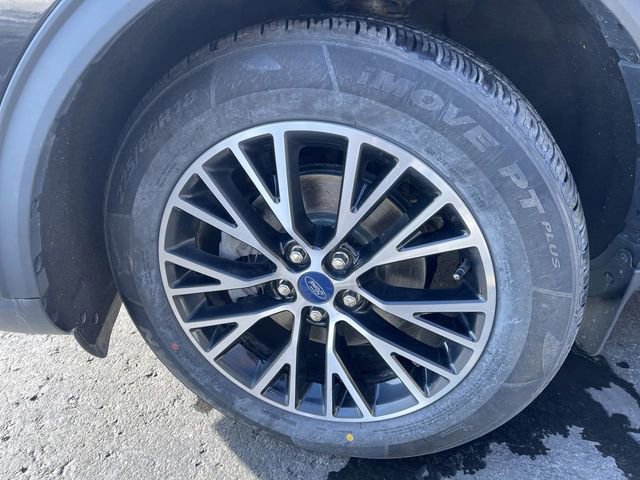 Used 2022 Ford Escape Titanium w/ Titanium Premium Package image 34