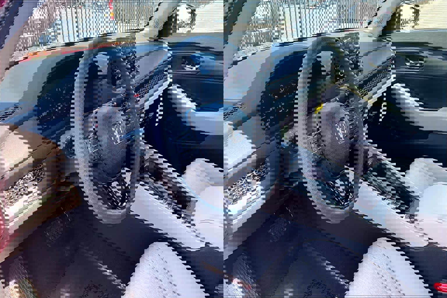 Used 2025 Honda Accord SE image 17