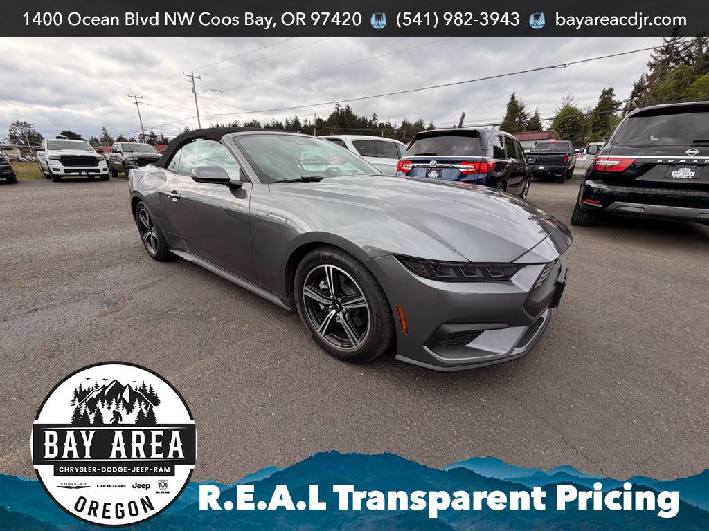 Used 2025 Ford Mustang Premium RWD image 8