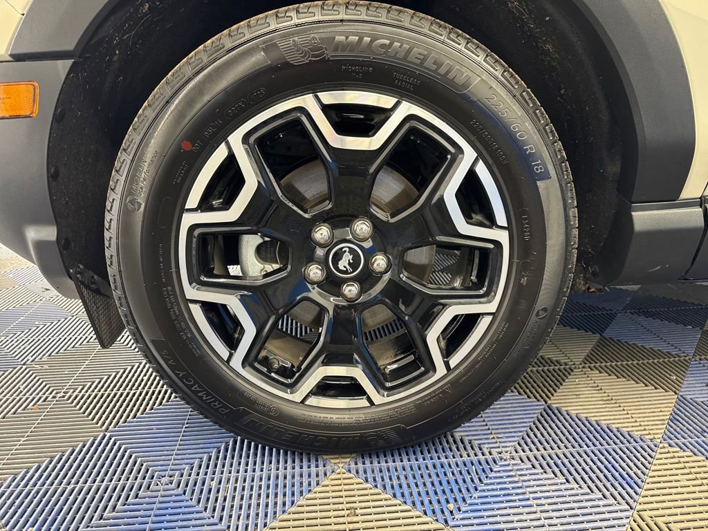 Certified 2025 Ford Bronco Sport Outer Banks w/ Outer Banks Tech Package+ AWD/4WD image 29