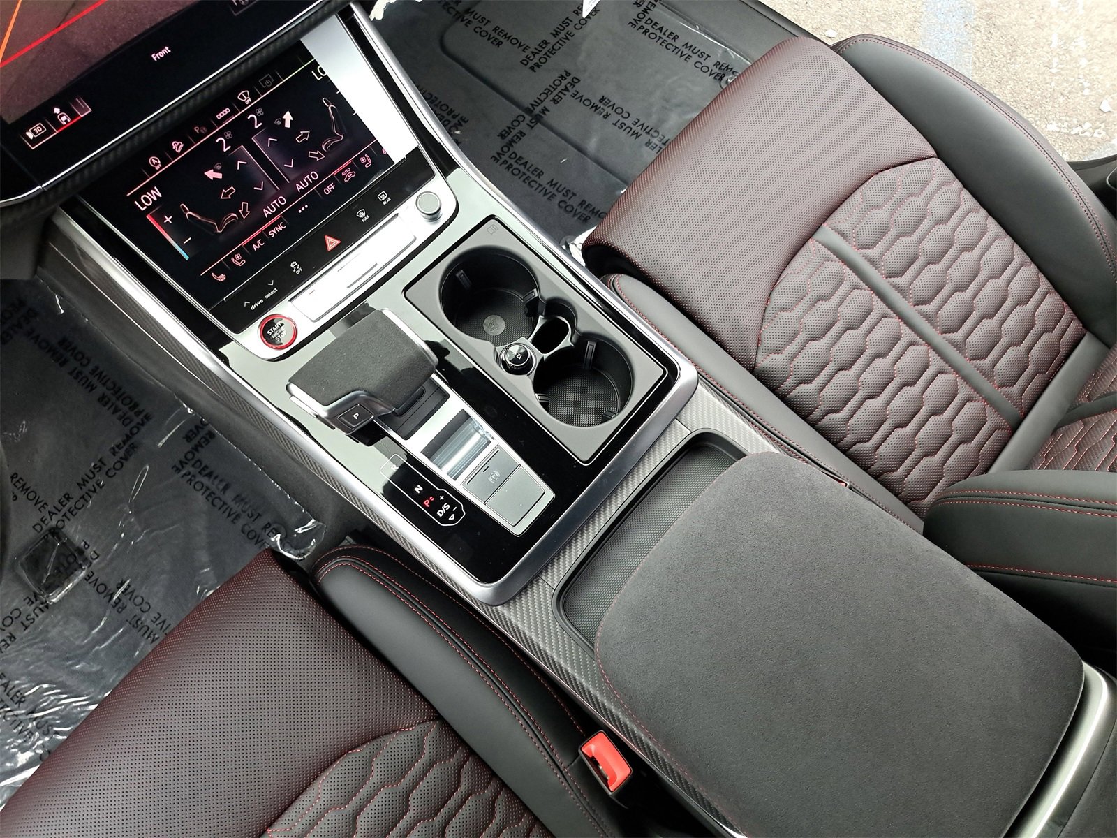 New 2025 Audi RS Q8 performance image 31