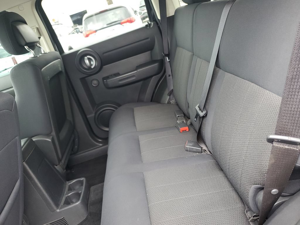 Used 2011 Dodge Nitro Heat AWD/4WD image 13